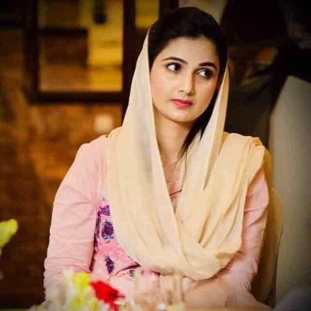 Sania Ashiq Biography, Wiki, Height, Age, Husband, Details Best Photo